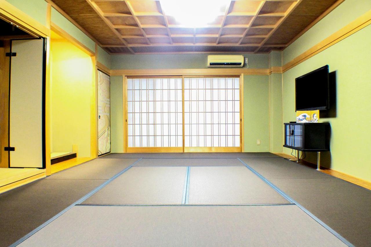 فيلا Gold House Namba Minami أوساكا المظهر الخارجي الصورة